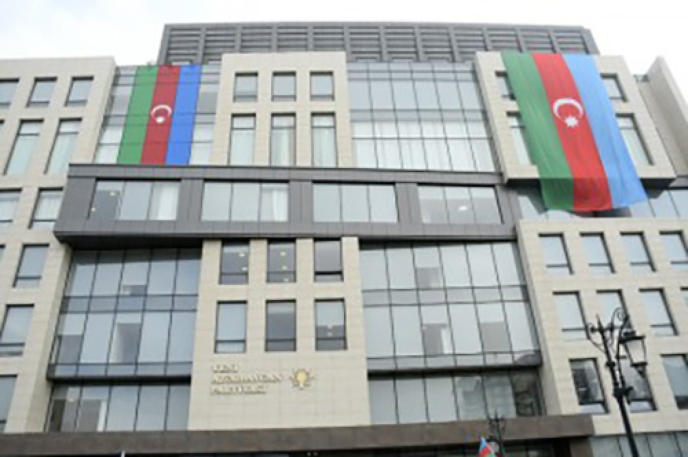Yeni Azərbaycan Partiyası Fransa Senatına etiraz bəyanatı verib