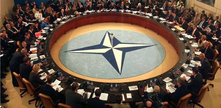 NATO Rusiyanı hərəkətlərini təhdid adlandırıb