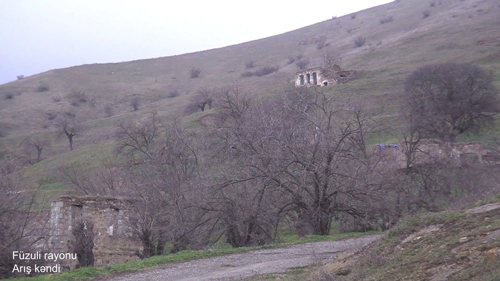 Füzuli rayonunun Arış kəndindən videogörüntülər - VİDEO