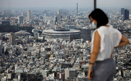 Tokionun qubernatoru xəbərdarlıq etdi: Yoluxma kəskin səviyyədə arta bilər