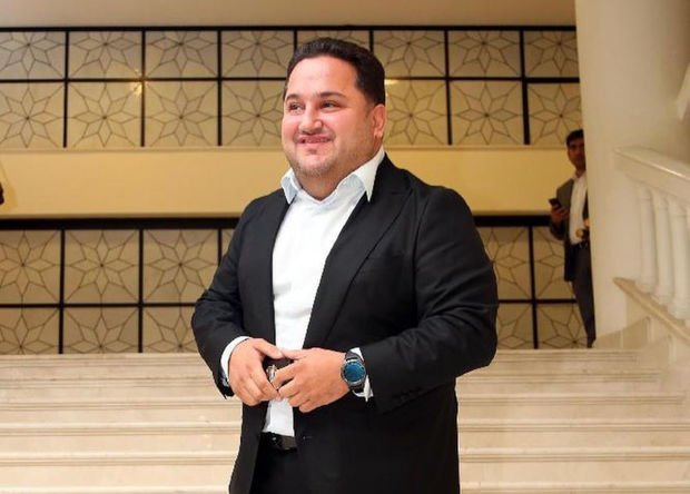 “Xəzər TV”dən Murad Dadaşovun işdən ayrılması iddialarına
