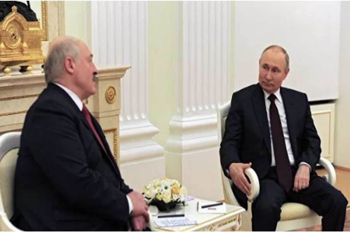 Rusiya Prezidenti Vladimir Putin Belarus Prezidenti Aleksandr Lukaşenko ilə görüşüb