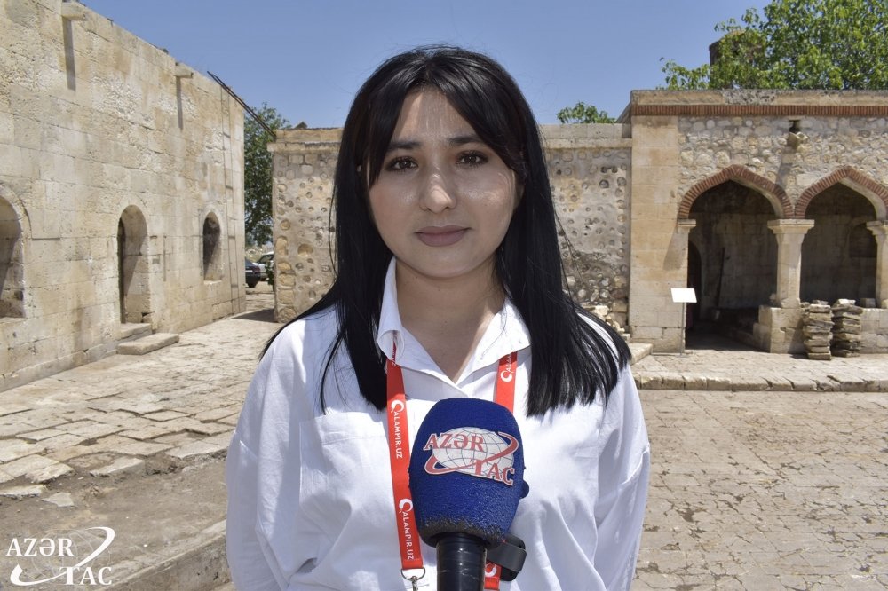 Özbəkistanlı bloger: Ağdamdakı dağıntıların miqyası bizi çox kədərləndirdi