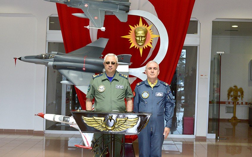 Azərbaycan Hərbi Hava Qüvvələrinin komandanı Türkiyəyə gedib