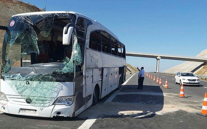 Türkiyədə sərnişin avtobusu aşıb, 14 nəfər ölüb