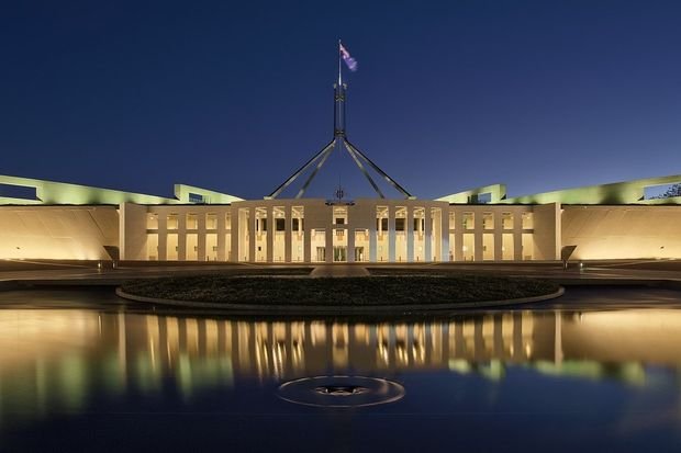 Avstraliya parlamenti bağlandı