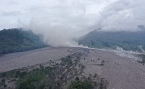 İndoneziyada vulkan püskürməsi: ölənlərin sayı 39-a çatdı