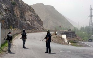 Qırğızıstan-Tacikistan sərhədində silahlı insident oldu
