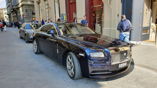 Rusiyalılar rekord sayda “Rolls-Royce” alıb