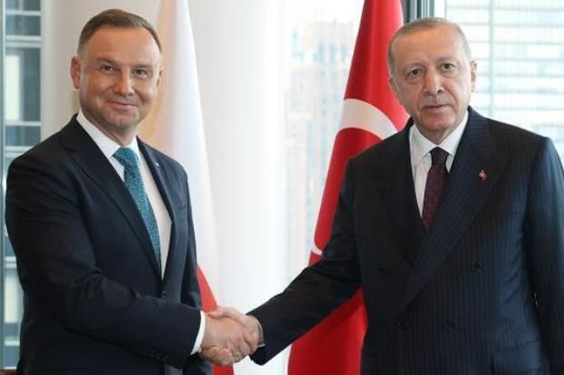 Ərdoğan: “Türkiyə Rusiya ilə Ukrayna arasında gərginliyi azaltmağa çalışır”
