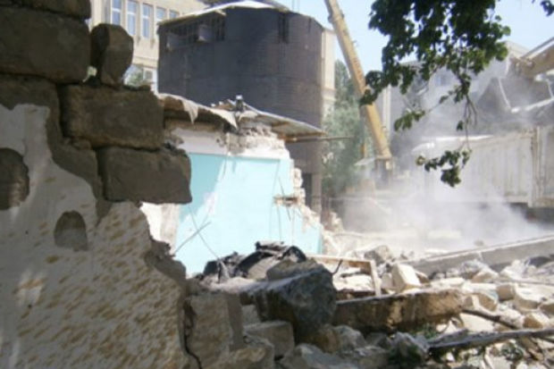 İmişlidə DƏHŞƏT: Kişi beton hasarın altında qalaraq öldü