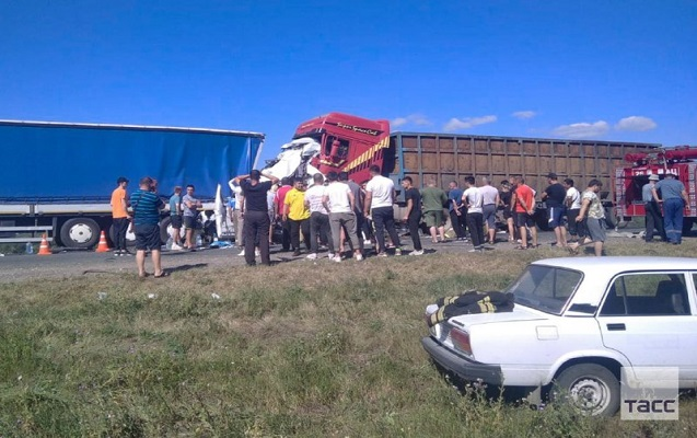 Rusiyada yol qəzasında 15 nəfər öldü