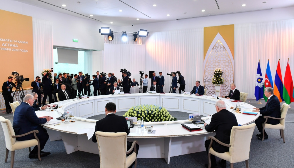 İlham Əliyev Astanada MDB Dövlət Başçılarının Şurasının iclasında iştirak edib