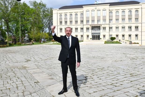 Prezident: “Heydər Əliyevin ən böyük arzusu Şuşanı, Qarabağı və Zəngəzuru azad görmək idi”