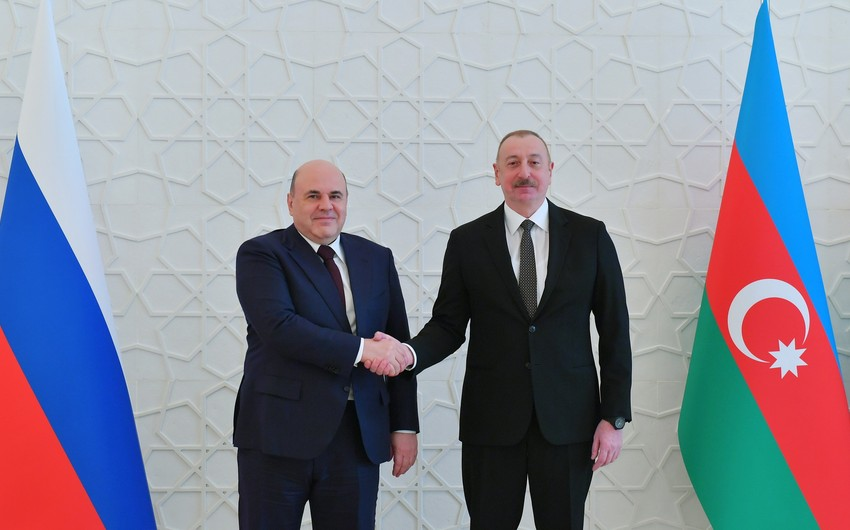 Prezident İlham Əliyev Rusiya Hökumətinin sədri ilə görüşüb