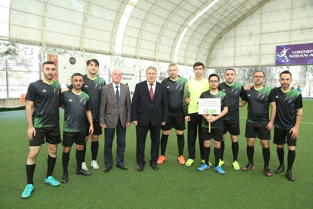 AMEA-nın gənc alim və mütəxəssislərinin futbol çempionatının açılışı olub