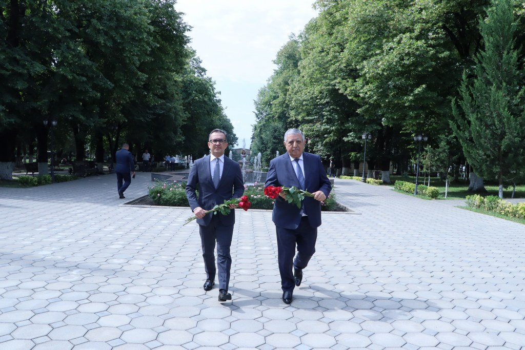 Dini Qurumlarla İş üzrə Dövlət Komitəsinin sədri Zaqatalada vətəndaşları qəbul edib