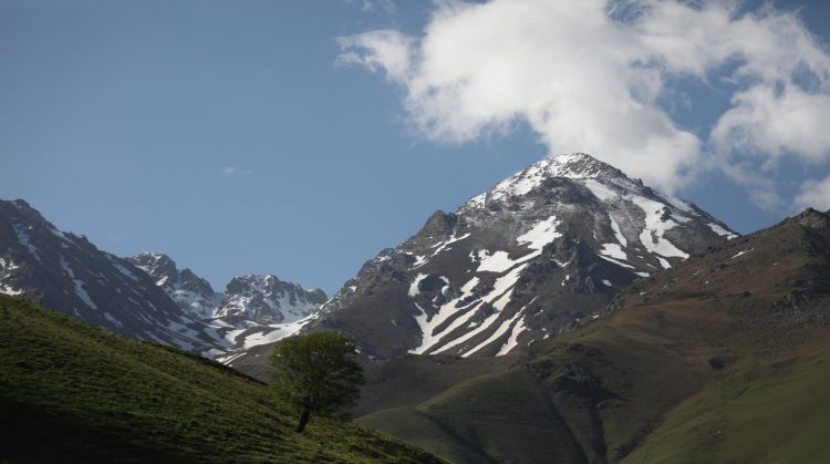 Sabah yüksək dağlıq ərazilərə qar yağacaq