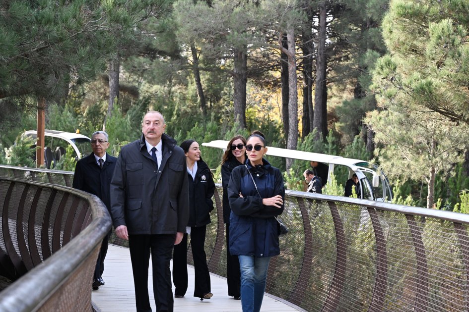 Prezident İlham Əliyev Mərkəzi Nəbatat Bağının açılışında iştirak edib