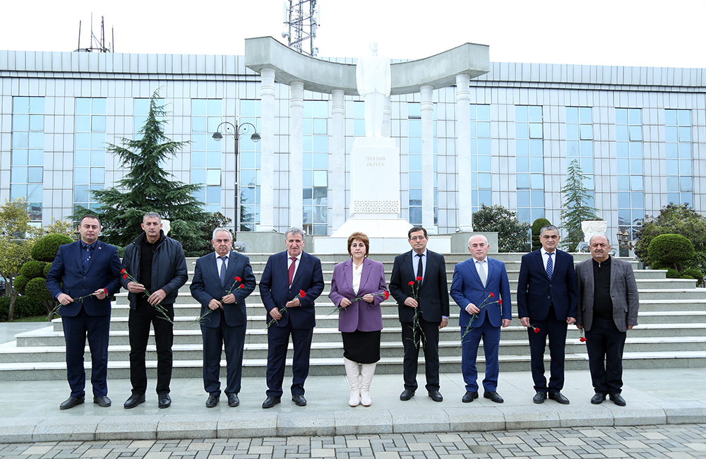 AMEA prezidenti Lənkəran Regional Elmi Mərkəzinin hesabat iclasında iştirak edib