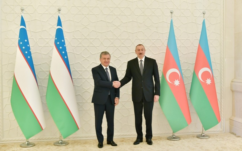 Prezident İlham Əliyevlə Özbəkistan lideri Şavkat Mirziyoyev arasında telefon danışığı olub