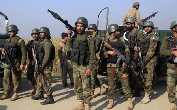 Pakistan qoşunların döyüş hazırlığını gücləndirib